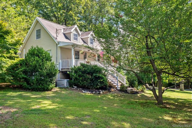 6 Rambler Road, Lincolndale, NY 10541