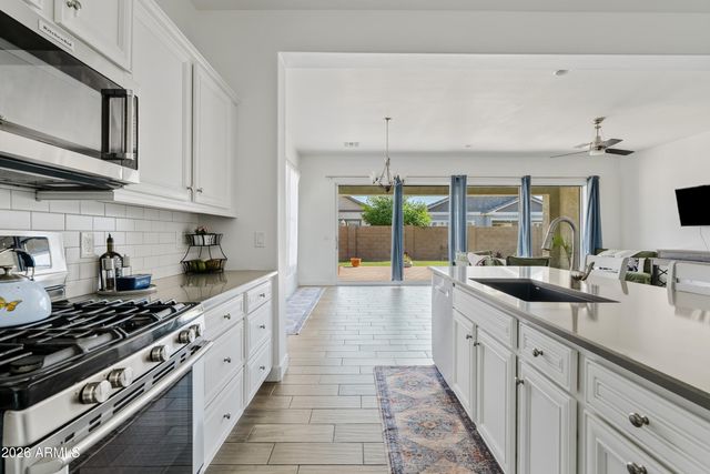 10451 E MONTEREY Avenue, Mesa, AZ 85209