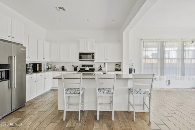 10451 E MONTEREY Avenue, Mesa, AZ 85209