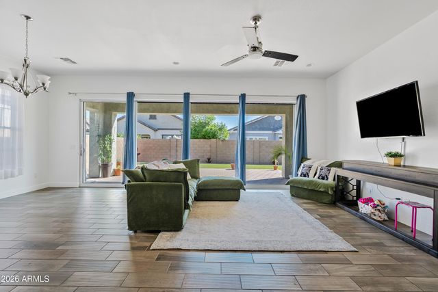 10451 E MONTEREY Avenue, Mesa, AZ 85209