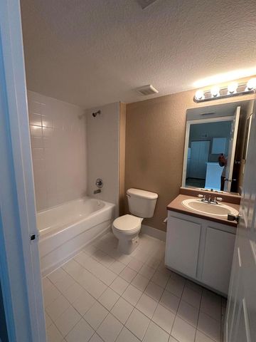 141 SW Palm Drive 202, Port Saint Lucie, FL 34986