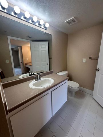 141 SW Palm Drive 202, Port Saint Lucie, FL 34986