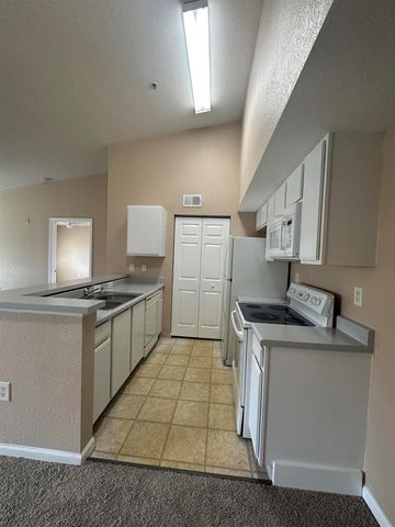141 SW Palm Drive 202, Port Saint Lucie, FL 34986