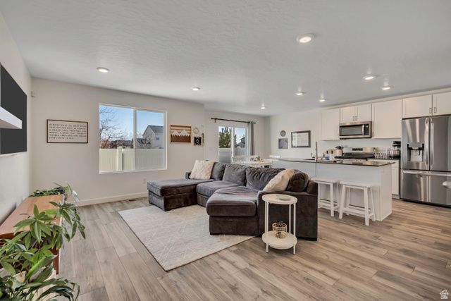 368 N MASTHEAD CT, Saratoga Springs, UT 84045