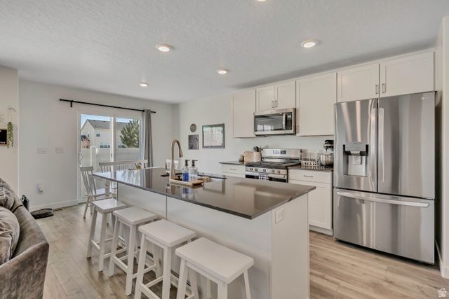 368 N MASTHEAD CT, Saratoga Springs, UT 84045