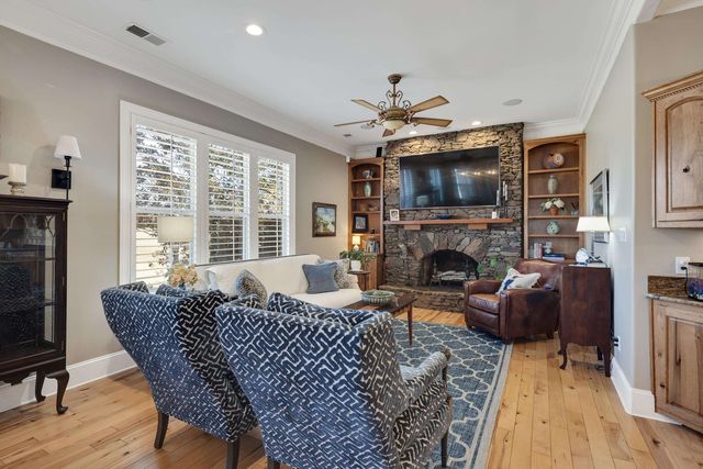 9030 SANDY DR, Olive Branch, MS 38654