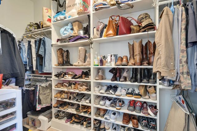 9030 SANDY DR, Olive Branch, MS 38654