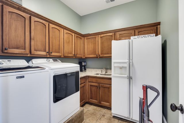 9030 SANDY DR, Olive Branch, MS 38654