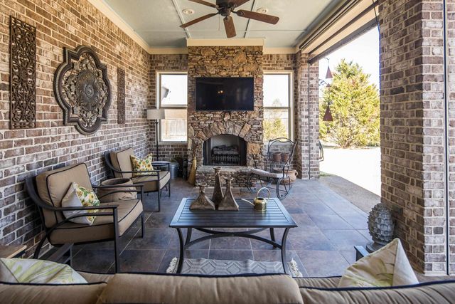 9030 SANDY DR, Olive Branch, MS 38654