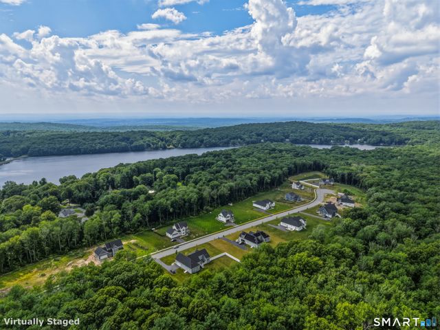 7 Laurelwood Lane, Vernon, CT 06066