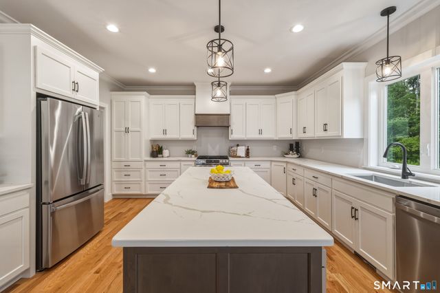 7 Laurelwood Lane, Vernon, CT 06066