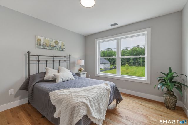 7 Laurelwood Lane, Vernon, CT 06066