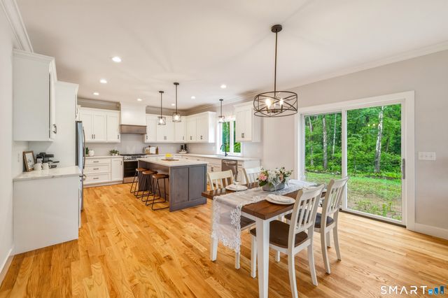 7 Laurelwood Lane, Vernon, CT 06066