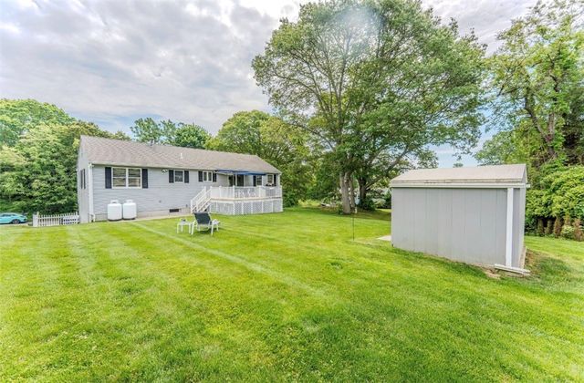 58 Brush Hill Road, Narragansett, RI 02882