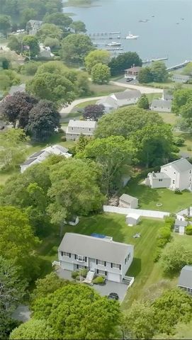 58 Brush Hill Road, Narragansett, RI 02882