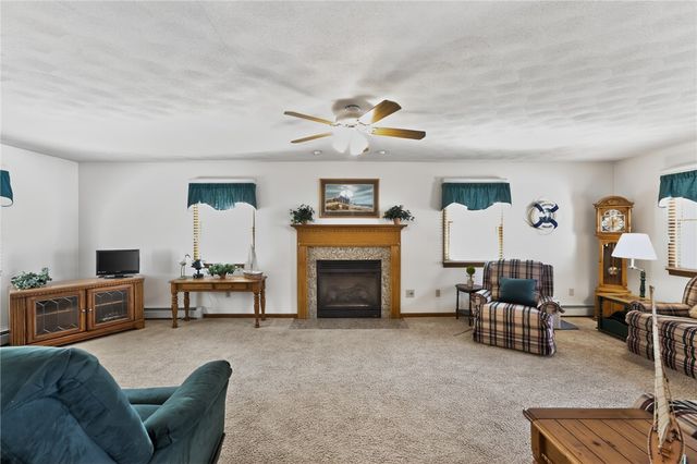 58 Brush Hill Road, Narragansett, RI 02882