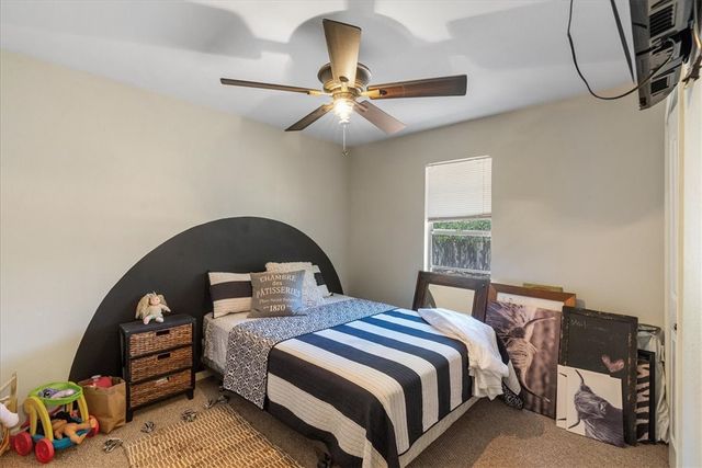 1304 Amy St, George West, TX 78022