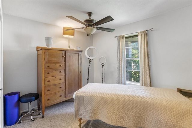 1304 Amy St, George West, TX 78022