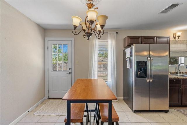 1304 Amy St, George West, TX 78022