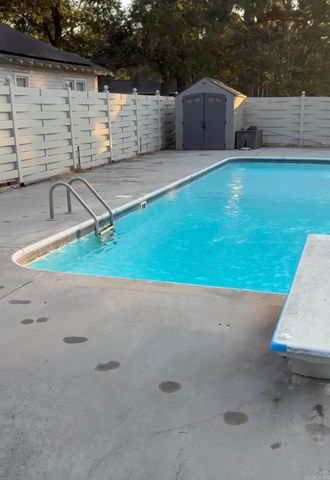 201 NE 4th Street, England, AR 72046