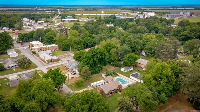 201 NE 4th Street, England, AR 72046