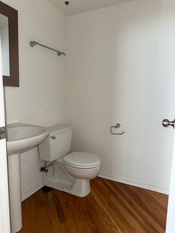 1601 S Indiana Avenue 207, Chicago, IL 60616