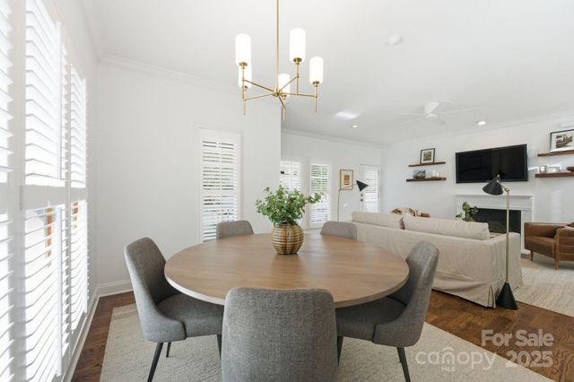 618 Olmsted Park Place, Charlotte, NC 28203