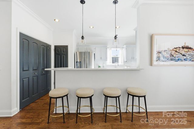 618 Olmsted Park Place, Charlotte, NC 28203