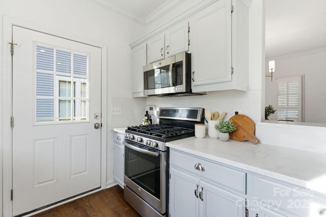 618 Olmsted Park Place, Charlotte, NC 28203