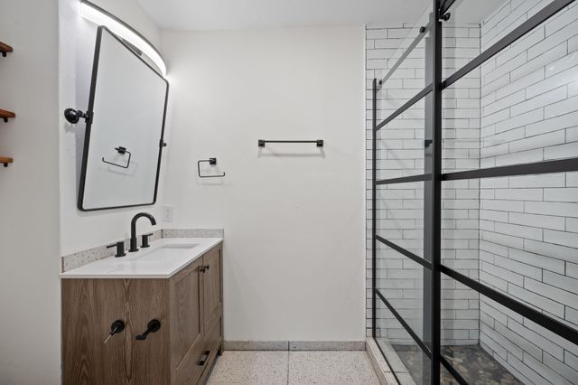 6305 Clubway LN, Austin, TX 78745