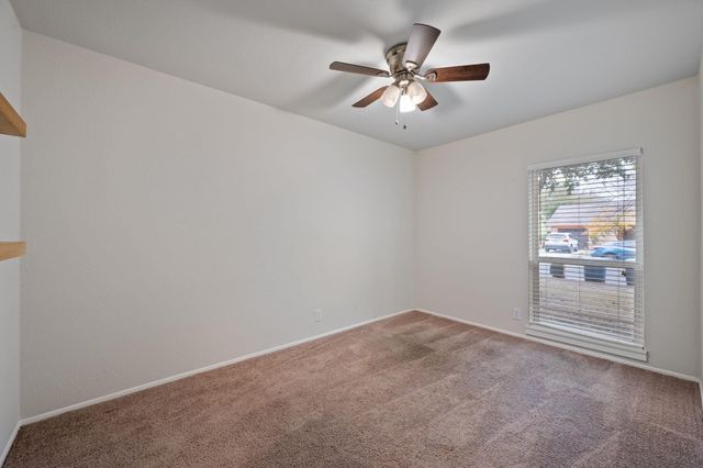 6305 Clubway LN, Austin, TX 78745