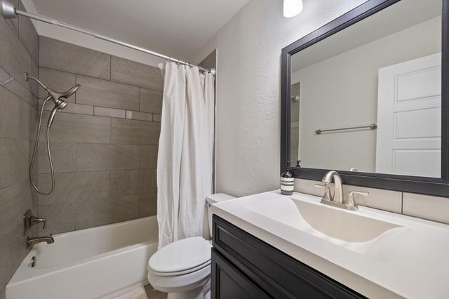 6305 Clubway LN, Austin, TX 78745