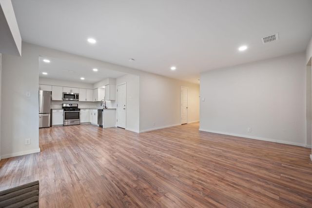 6305 Clubway LN, Austin, TX 78745