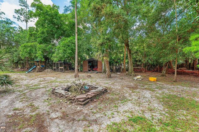 16355 Lancashire Drive E, Loxahatchee, FL 33470