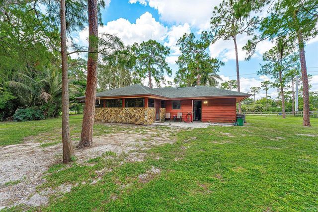 16355 Lancashire Drive E, Loxahatchee, FL 33470