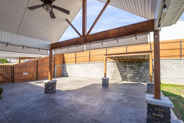 668 Arlis Avenue, Dayton, TN 37321