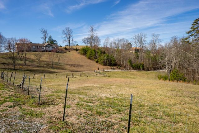 668 Arlis Avenue, Dayton, TN 37321