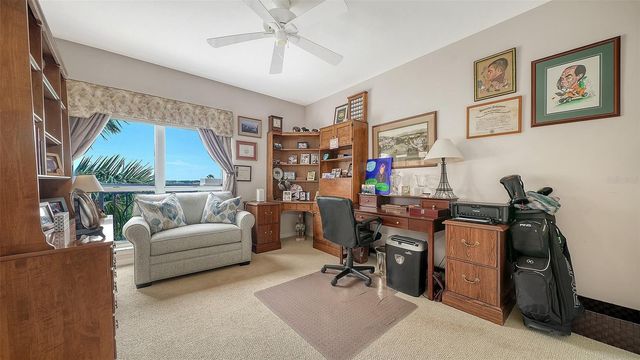 5420 EAGLES POINT CIRCLE 406, Sarasota, FL 34231