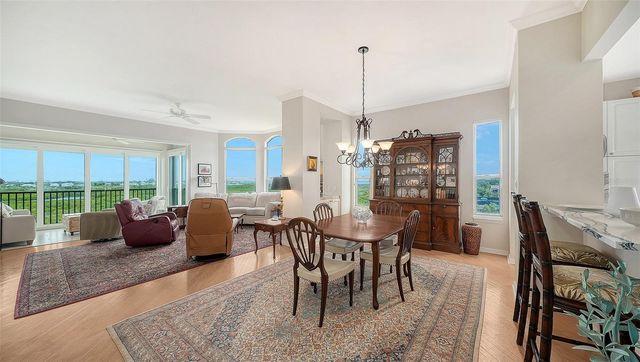 5420 EAGLES POINT CIRCLE 406, Sarasota, FL 34231