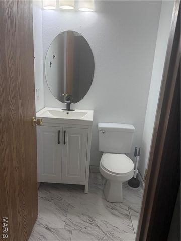 405 Bissell Avenue, Collinsville, IL 62234