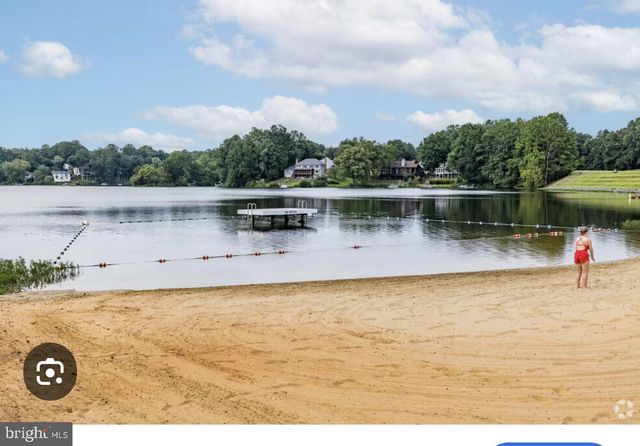 16047 FAIRWAY DR, Dumfries, VA 22025
