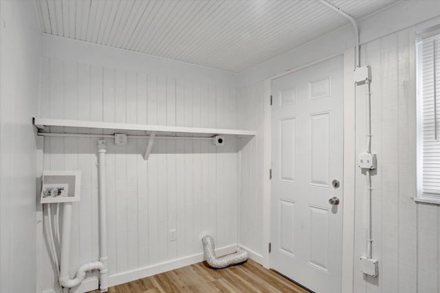 1015 N Concord Avenue, Springfield, MO 65802