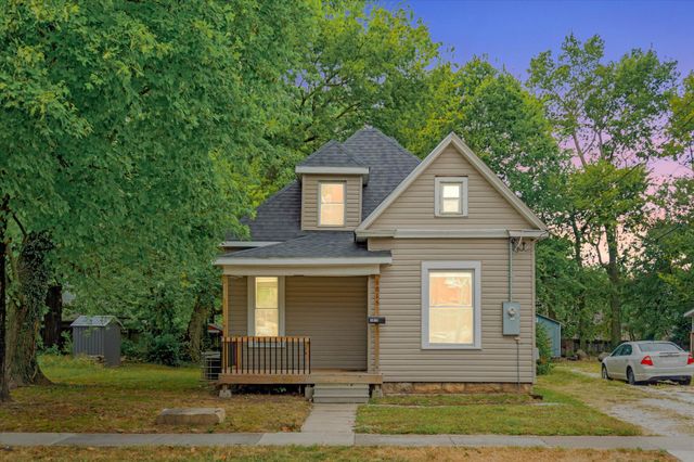 1015 N Concord Avenue, Springfield, MO 65802