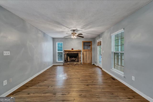 6459 The Kings Way, Douglasville, GA 30135