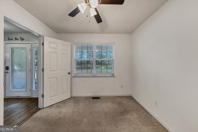 6459 The Kings Way, Douglasville, GA 30135
