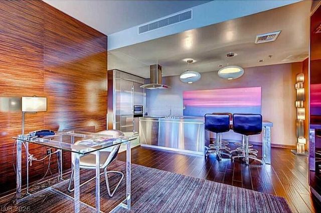 4381 West Flamingo Road 2321, Las Vegas, NV 89103