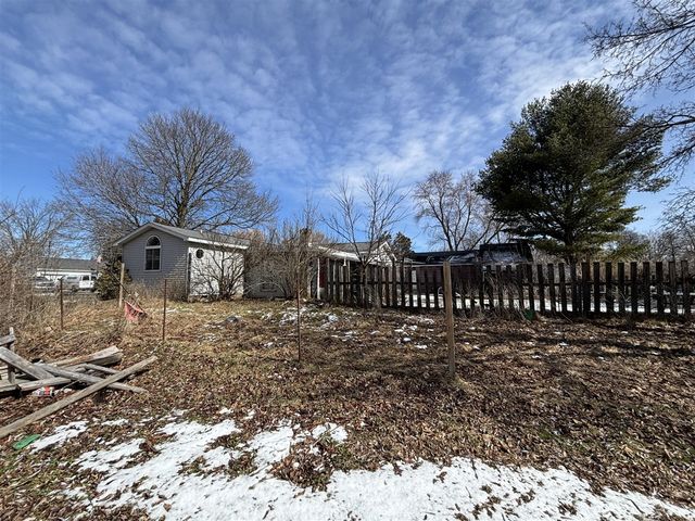 525 W Day Street, Stanton, MI 48888