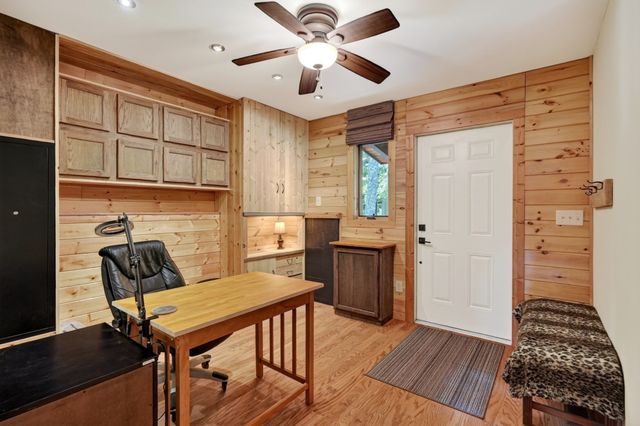 361 Bear Knob Ln, Crawford, TN 38554