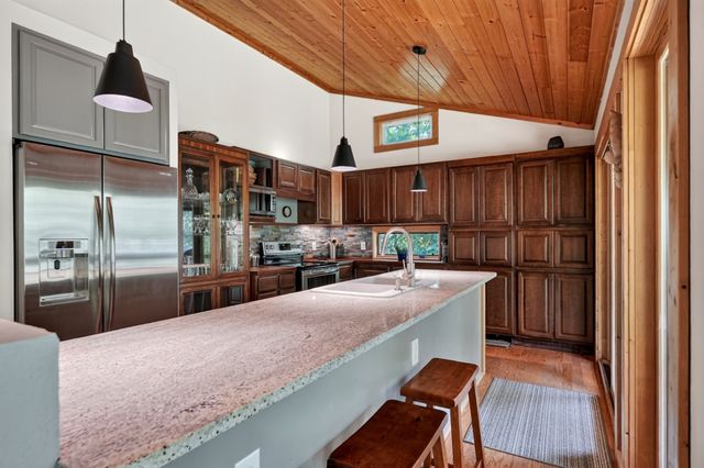 361 Bear Knob Ln, Crawford, TN 38554