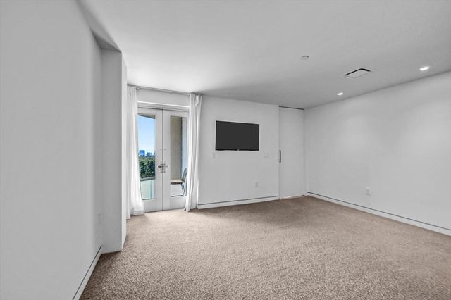 3415 6th Ave. 14, San Diego, CA 92103